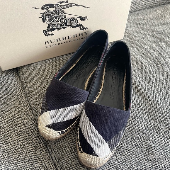 Burberry Espadrilles - Picture 2 of 3
